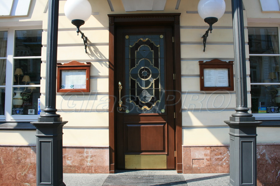 Tiffany stained glass, front door, restaurant "Stare Zaporizhzhya" - Kyiv