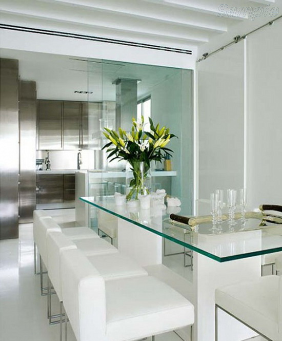 Tempered glass for a sophisticated dining table