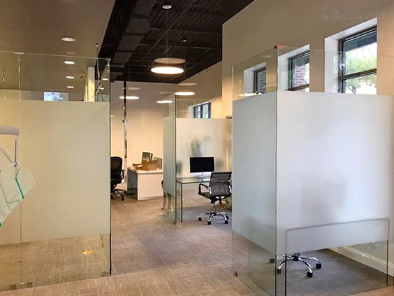 Glass office partitions without doors