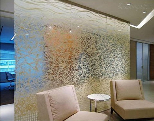 Glass partitions in hotel lobby