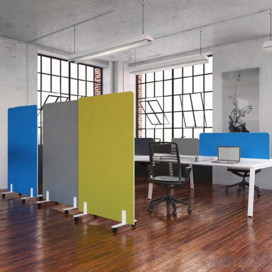 Mobile glass partitions in an office space