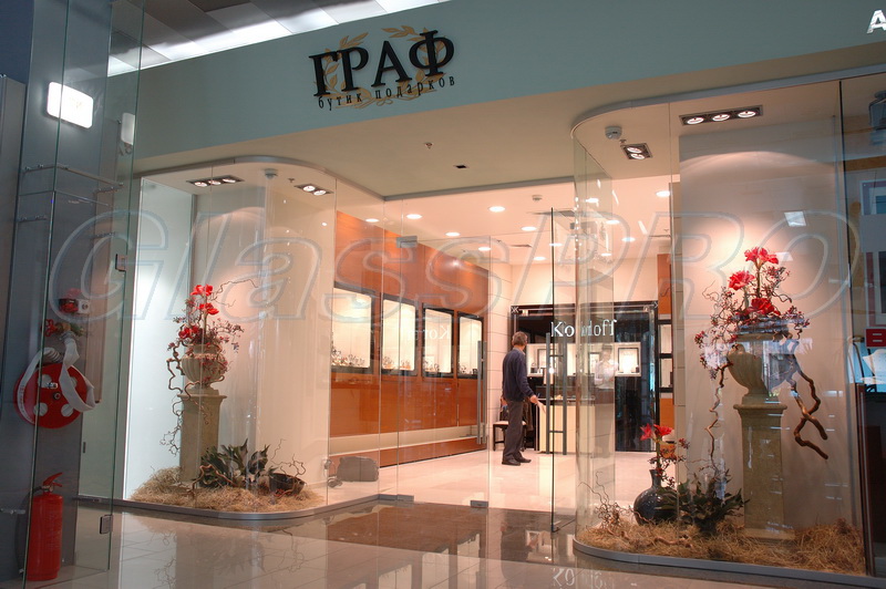 All-glass structure with swing storefront, boutique zone, “Metrograd” mall - Kyiv