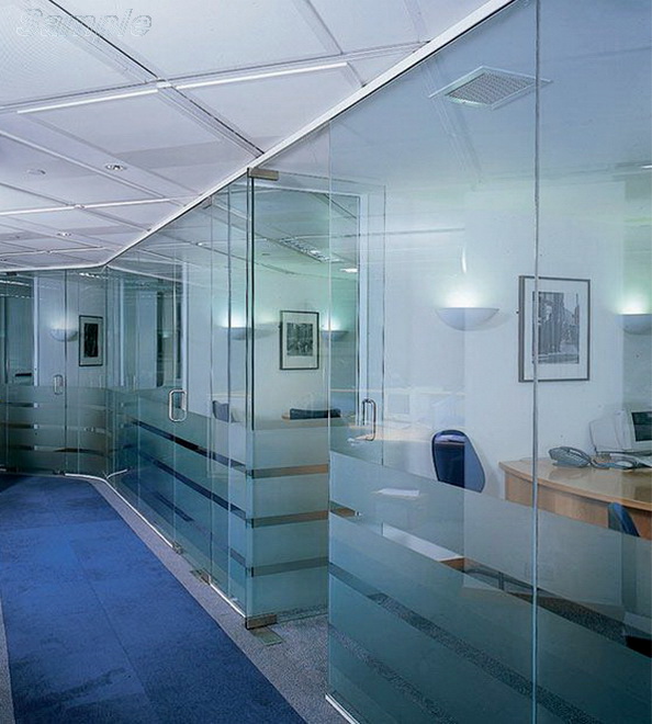 Glass office partitions