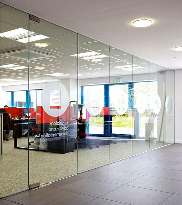 Glass office partitions with swing doors