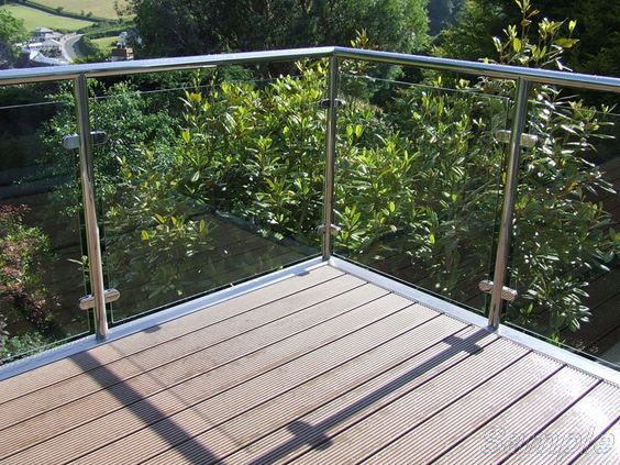 Model GF-02. Frame glass balcony railing with clips