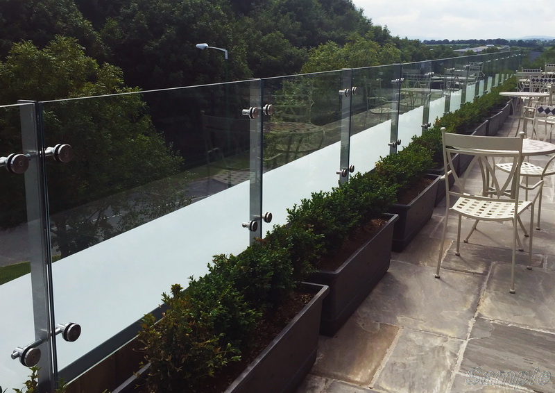 Model GP-03. Glass terrace railing, point mounting
