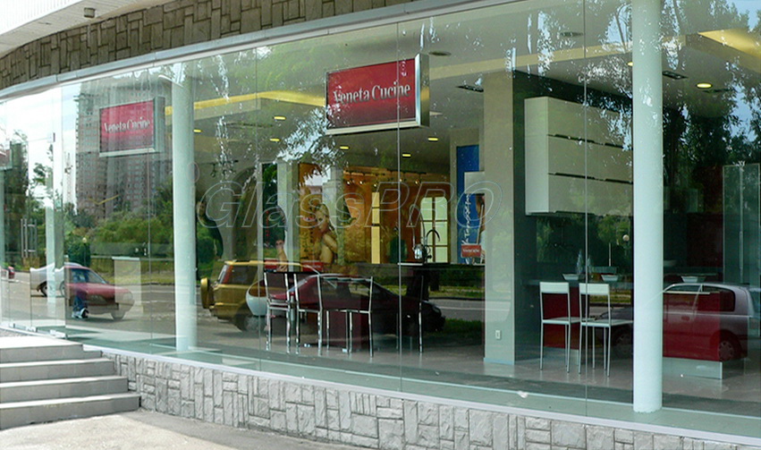 External glazing and shop windows